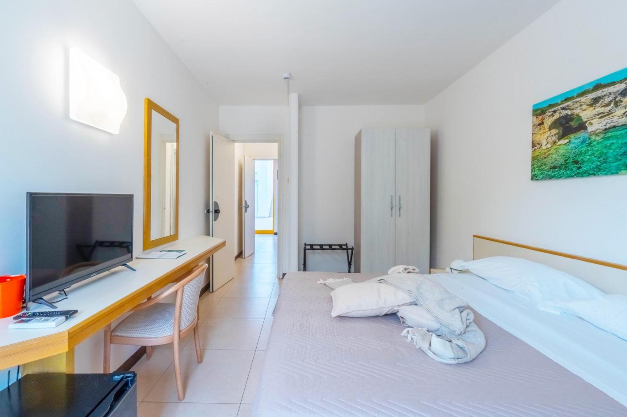 Hotel Santa Lucia ซานตา เชซาเรอา แตร์เม ภายนอก รูปภาพ